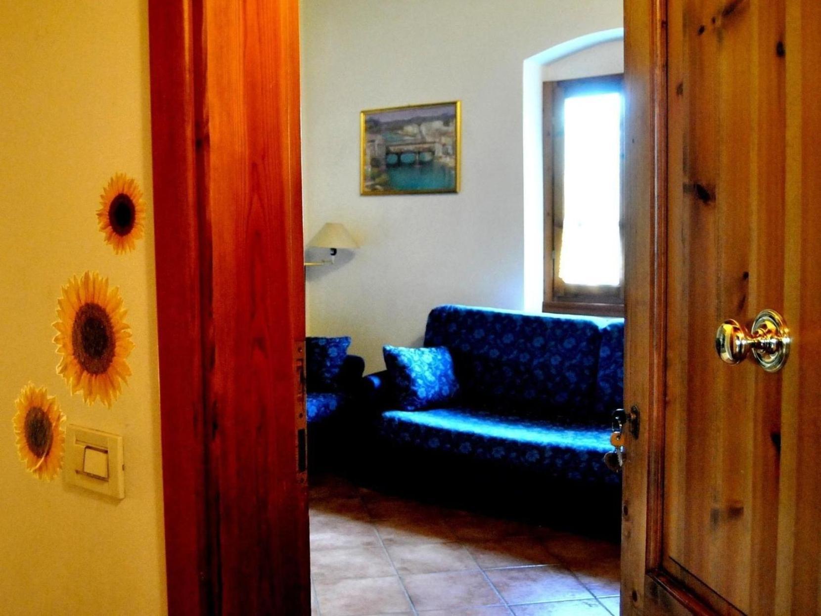 Charmantes Ferienhaus In Piani Della Rugginosa Mit Grossem Garten レッジェッロ エクステリア 写真