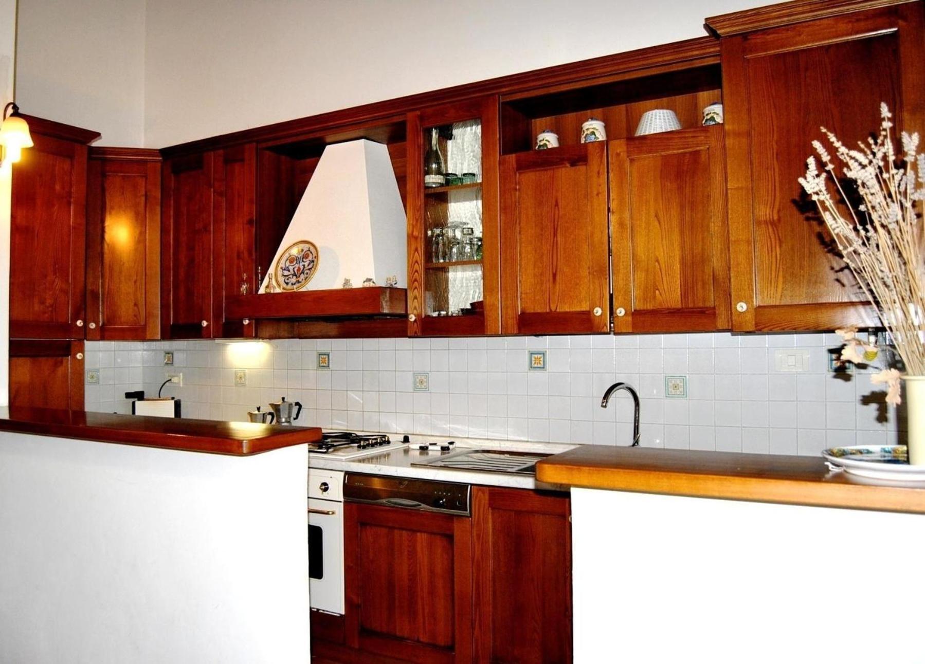 Charmantes Ferienhaus In Piani Della Rugginosa Mit Grossem Garten レッジェッロ エクステリア 写真